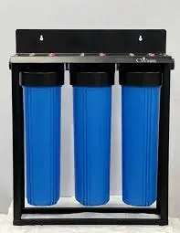 FILTRO BIG BLUE X3 CON SOPORTE NEGRO - PP + UDF + CTO DE 20X4.5" - ENTRADA Y SALIDA DE 1 PULGADA